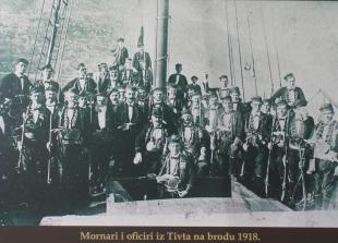 Mornari i oficiri iz Tivta na brodu,1918.